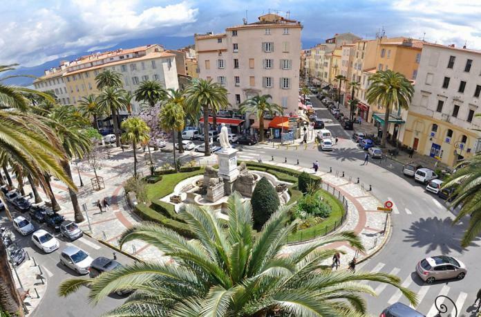 Chambre Cozy Et Confortable Au Coeur D'Ajaccio Daire Ajaccio  Dış mekan fotoğraf
